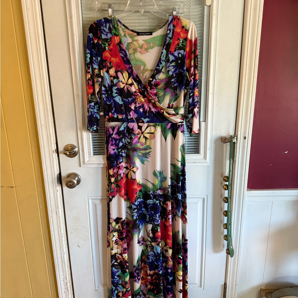 Jeanette Fashions Multicolor Floral Long Sleeve Maxi Dress Stretchy Crisscross